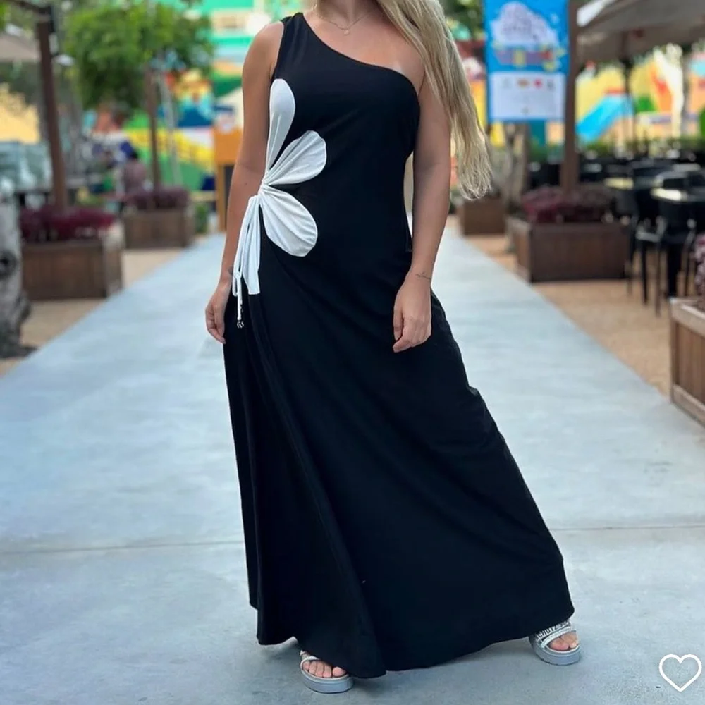 SOLD - FARM Rio One Shoulder Elegant Black and White Floral Dress Size S - Picture 3 of 10